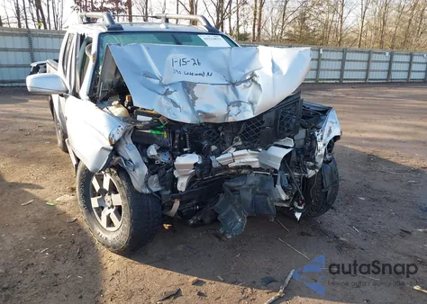 2011 Nissan Frontier Pro-4X из США, поврежденный, VIN 1N6AD0EV9BC405950